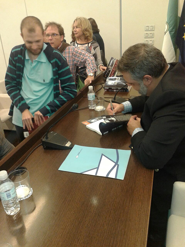 Firmando