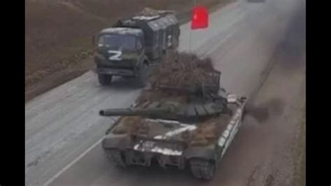 tanque ruso con bandera URSS